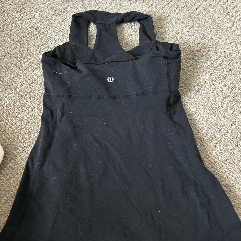 Lululemon Athletica Black Fitted Sleeveless Tank Top